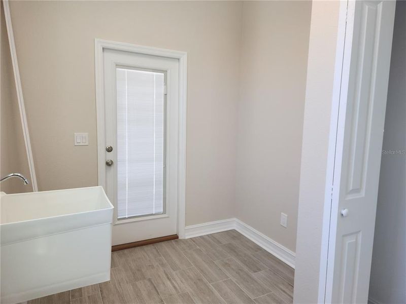 Spacious, unfurnished interior of a new home in , Plant City (Image 11). Spacious, unfurnished interior of a new home in , Plant City (Image 11).