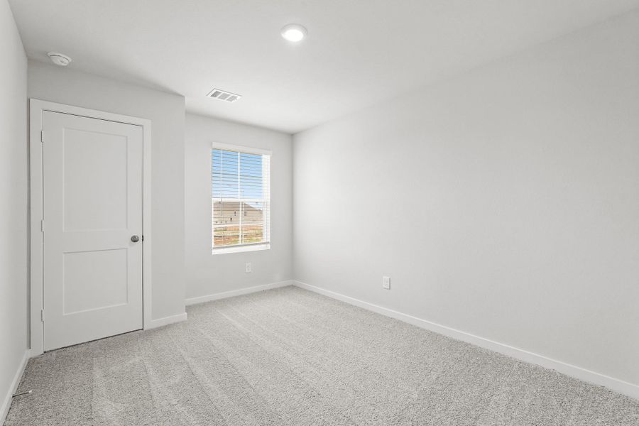 Spacious, unfurnished interior of a new home in Sanford Farms, Waller (Image 17). Spacious, unfurnished interior of a new home in Sanford Farms, Waller (Image 17).
