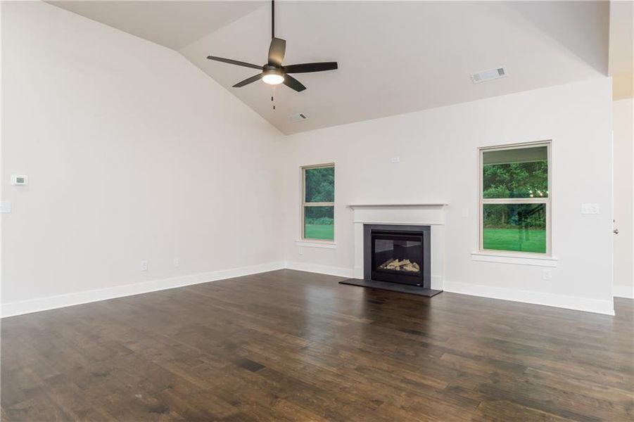 Spacious, unfurnished interior of a new home in , Snellville (Image 30).