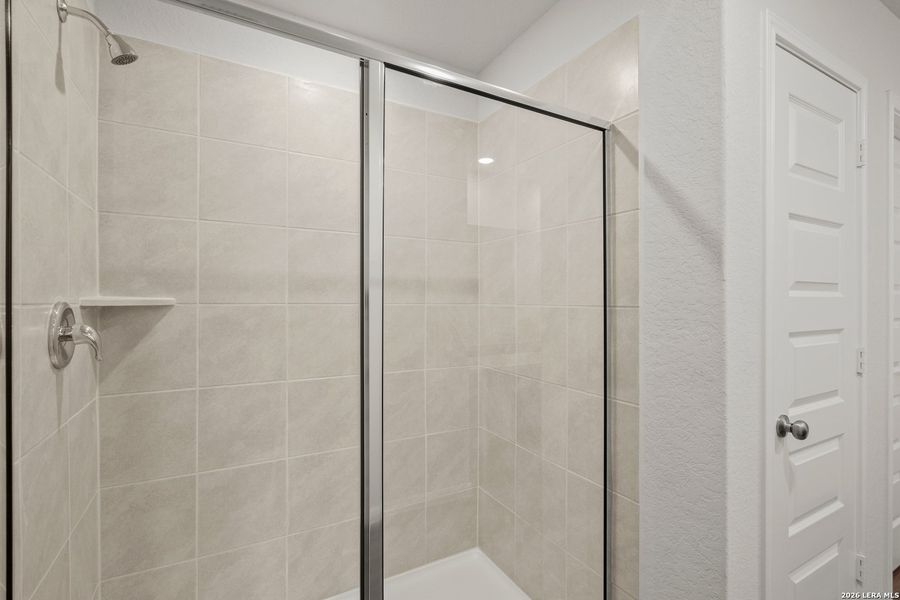 Image 30 of a home in Cinco Lakes.