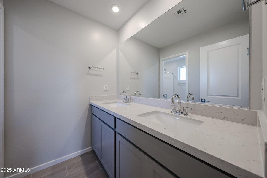 30_Oak_New-Home_Quick-Move-in_Buckeye_AZ