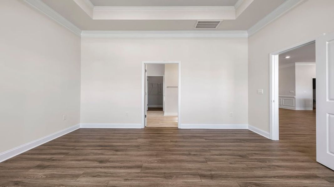 Spacious, unfurnished interior of a new home in Cottonwood Ridge, Piedmont (Image 26).
