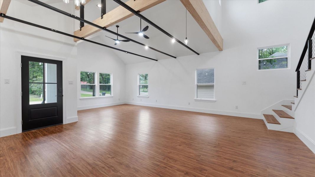 Spacious, unfurnished interior of a new home in , Conroe (Image 14). Spacious, unfurnished interior of a new home in , Conroe (Image 14).