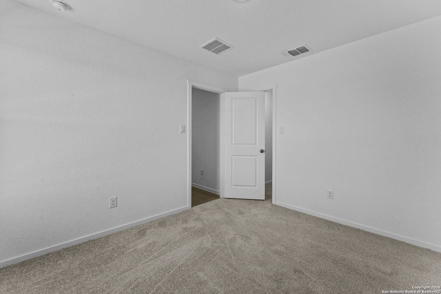 Spacious, unfurnished interior of a new home in Friendship Oaks, Fredericksburg (Image 16). Spacious, unfurnished interior of a new home in Friendship Oaks, Fredericksburg (Image 16).