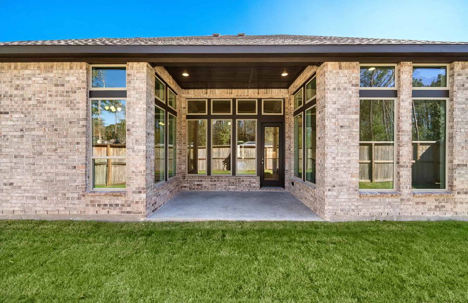 Representative exterior details of a home built from the 2464 by Ravenna Homes in The Highlands 55′, Porter (Image 2). Representative exterior details of a home built from the 2464 by Ravenna Homes in The Highlands 55′, Porter (Image 2).
