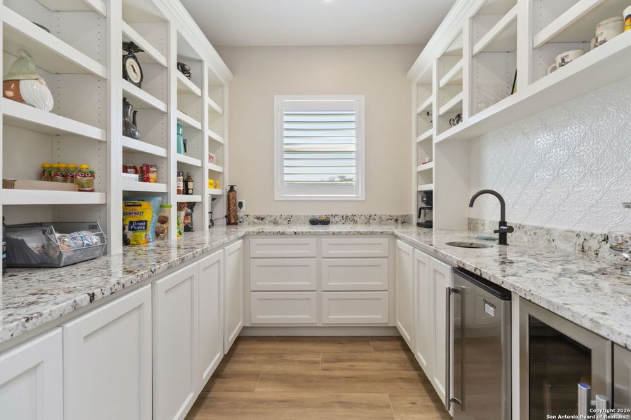Furnished interior view inside a new home in , Boerne (Image 28).