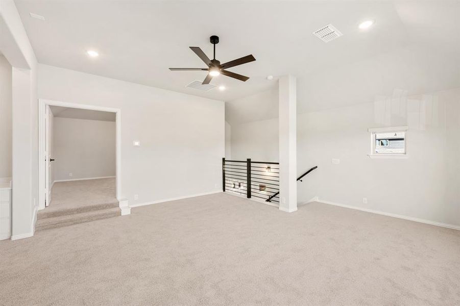 Spacious, unfurnished interior of a new home in Hayes Crossing, Midlothian (Image 36).