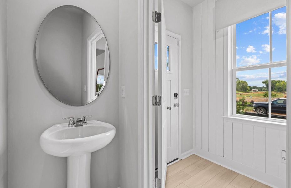 Representative furnished interior of a home built from the Longspur by Pulte Homes in Crestview, Spartanburg (Image 19).