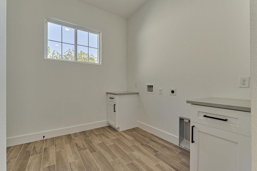 Spacious, unfurnished interior of a new home in , Montgomery (Image 21).