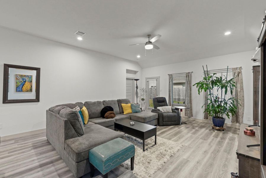 Furnished interior view inside a new home in Westwood, League City (Image 16). Furnished interior view inside a new home in Westwood, League City (Image 16).