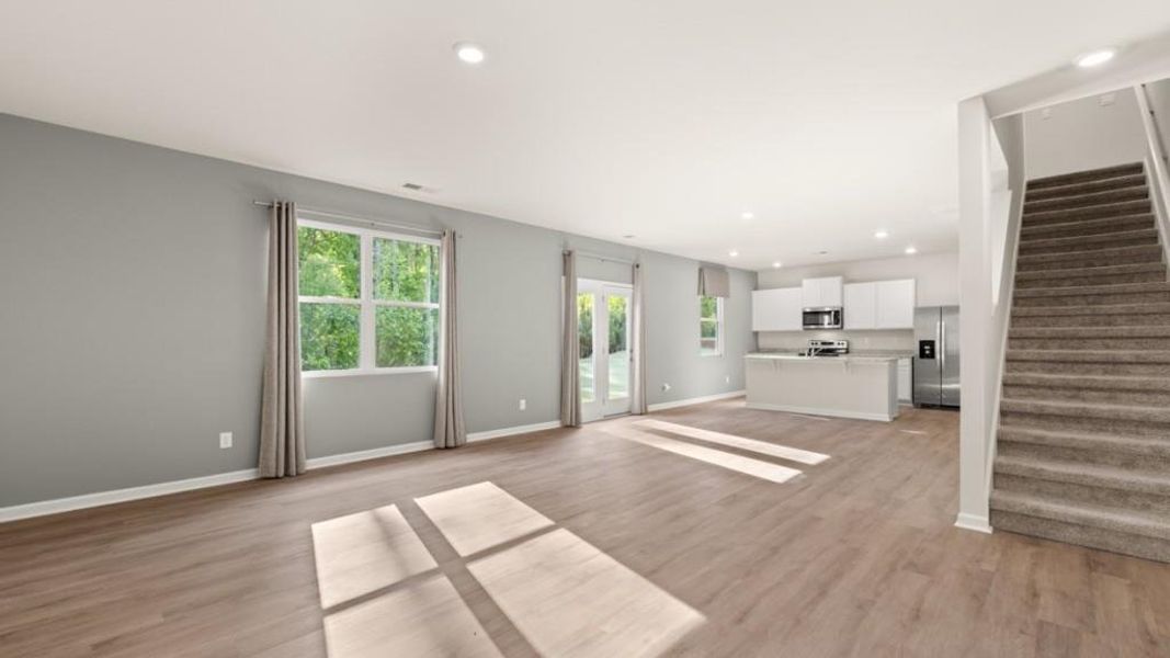 Spacious, unfurnished interior of a new home in Aurora Creek, Dallas (Image 17).