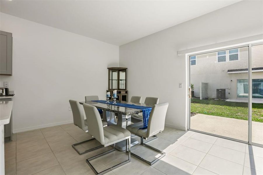 Furnished interior view inside a new home in , Davenport (Image 7).