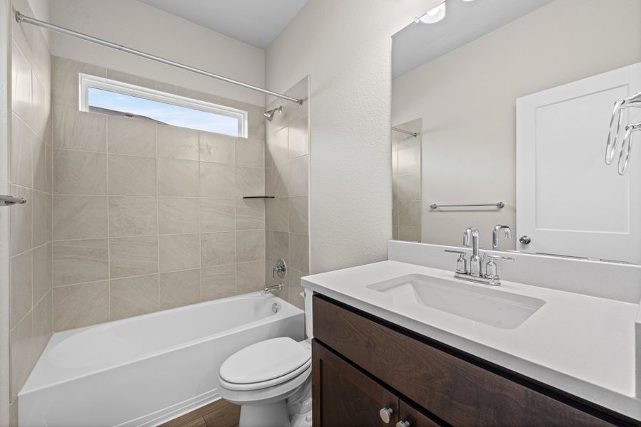 Furnished interior view inside a new home in Hartrick Ranch, Temple (Image 7).