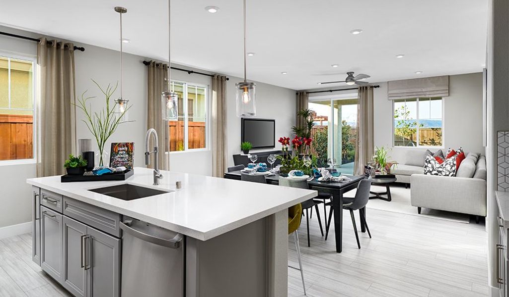 Lynwood-D963-SkyviewAtHighpoint Kitchen