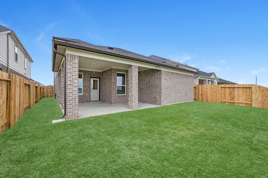 Exterior details and patio area of a home in Grand Mason Crossing, Katy (Image 3). Exterior details and patio area of a home in Grand Mason Crossing, Katy (Image 3).