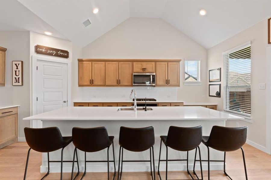 Furnished interior view inside a new home in Elevon, Lavon (Image 11).