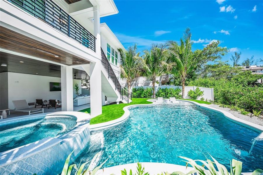 Front exterior of a new home in , Sarasota, FL, highlighting curb appeal (Image 18).