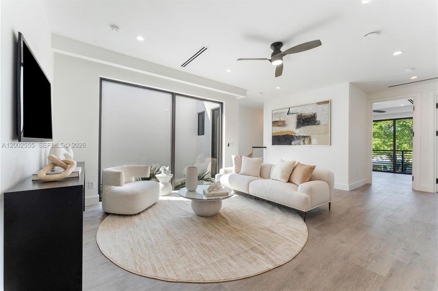 Furnished interior view inside a new home in , Fort Lauderdale (Image 4).