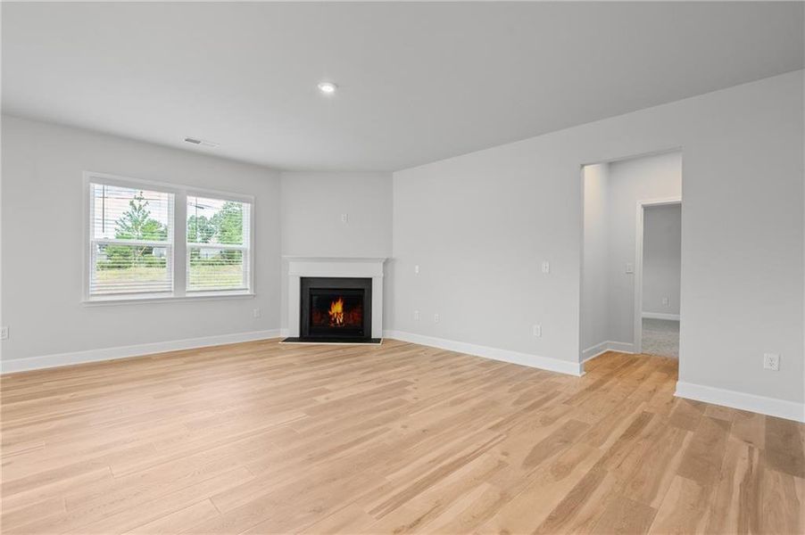Spacious, unfurnished interior of a new home in Anderson Point Estates, McDonough (Image 18).