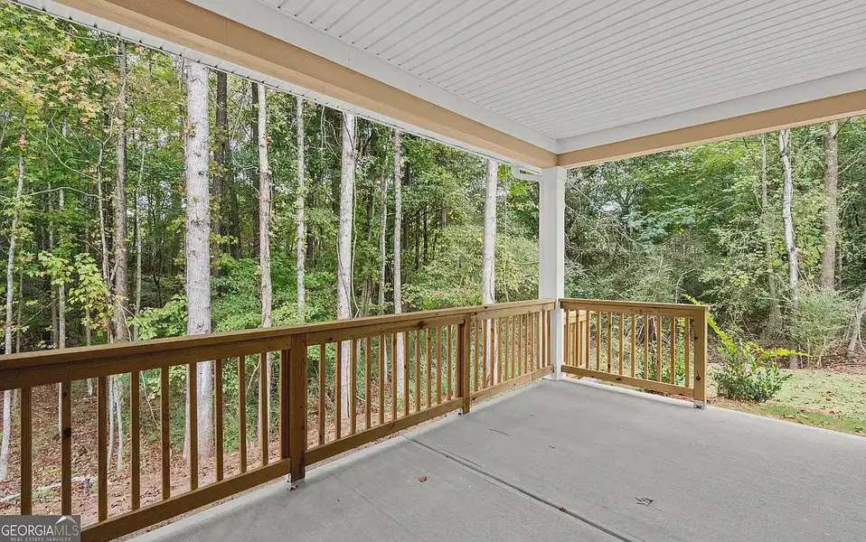 Exterior details and patio area of a home in Canterbury Villas, Carrollton (Image 3).
