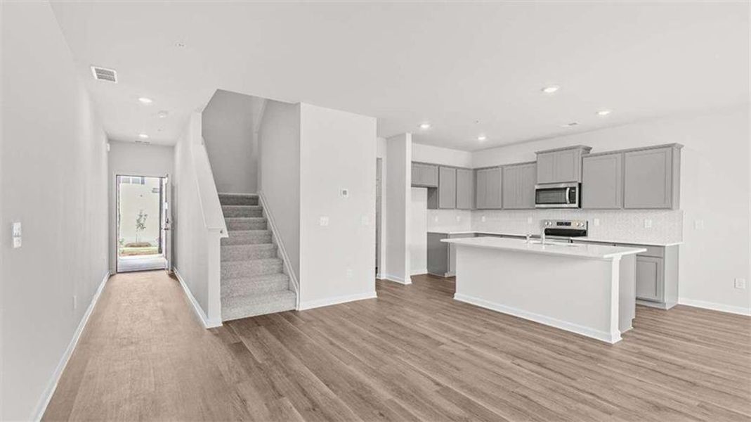 Image 34 of a home in Echo Glen.