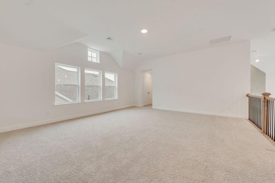 Spacious, unfurnished interior of a new home in Prairie Ridge, Midlothian (Image 20). Spacious, unfurnished interior of a new home in Prairie Ridge, Midlothian (Image 20).