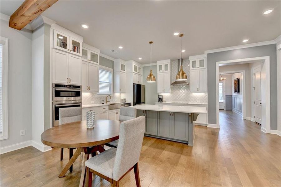 Furnished interior view inside a new home in , Duluth (Image 66).
