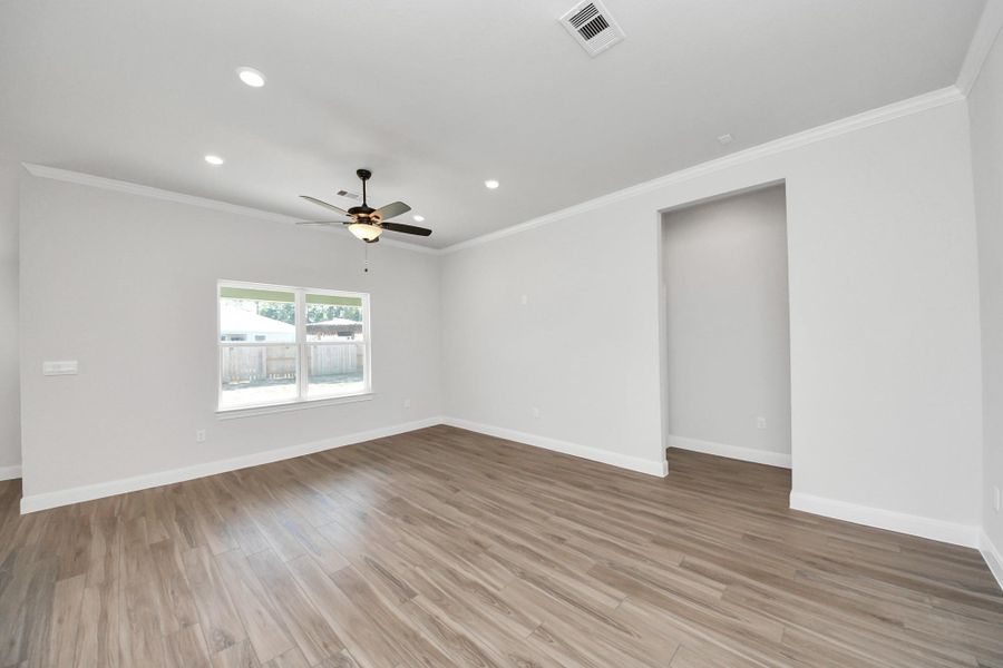 Spacious, unfurnished interior of a new home in Grand Oaks Reserve, Cleveland (Image 37). Spacious, unfurnished interior of a new home in Grand Oaks Reserve, Cleveland (Image 37).