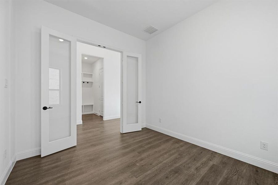 4225 Tawakoni Drive ~ Ready Now