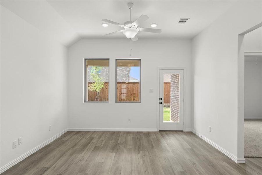 14. 14119 Gallatin - Family