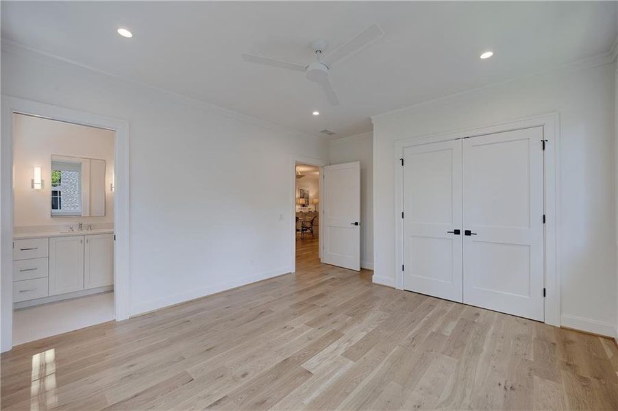Spacious, unfurnished interior of a new home in , Atlanta (Image 94). Spacious, unfurnished interior of a new home in , Atlanta (Image 94).