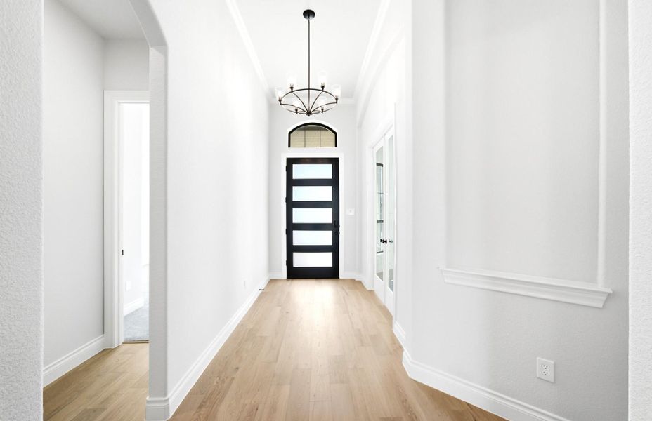 Spacious, unfurnished interior of a new home in Bridgeland 60′, Cypress (Image 31).