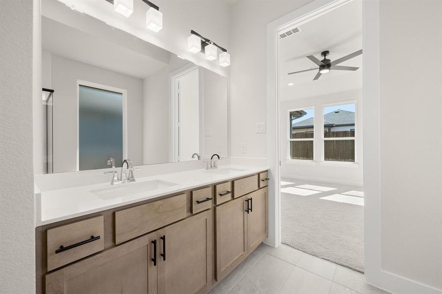 7413 Autumn Hill- Primary Suite-9