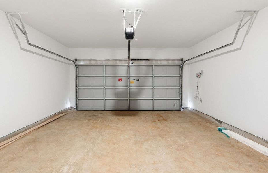 Spacious, unfurnished interior of a new home in La Cima, San Marcos (Image 31).