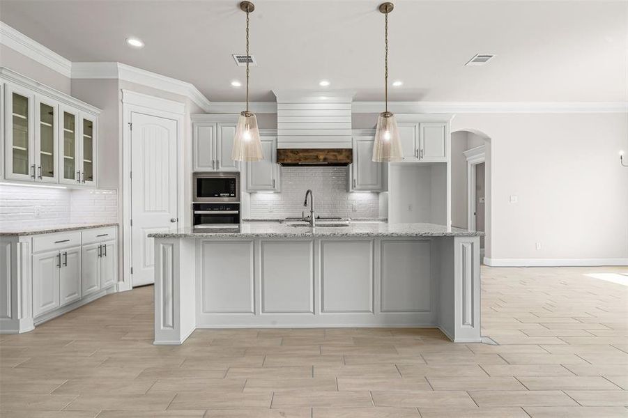 Furnished interior view inside a new home in Pecan Plantation, Granbury (Image 12).