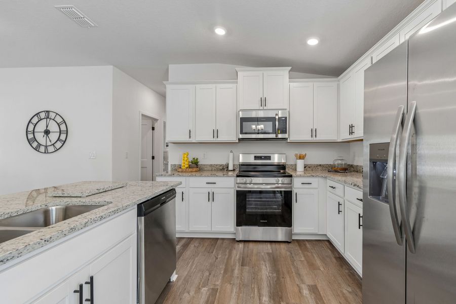 Representative furnished interior of a home built from the 1515 by Adams Homes in Winding Oaks, Weeki Wachee (Image 16).
