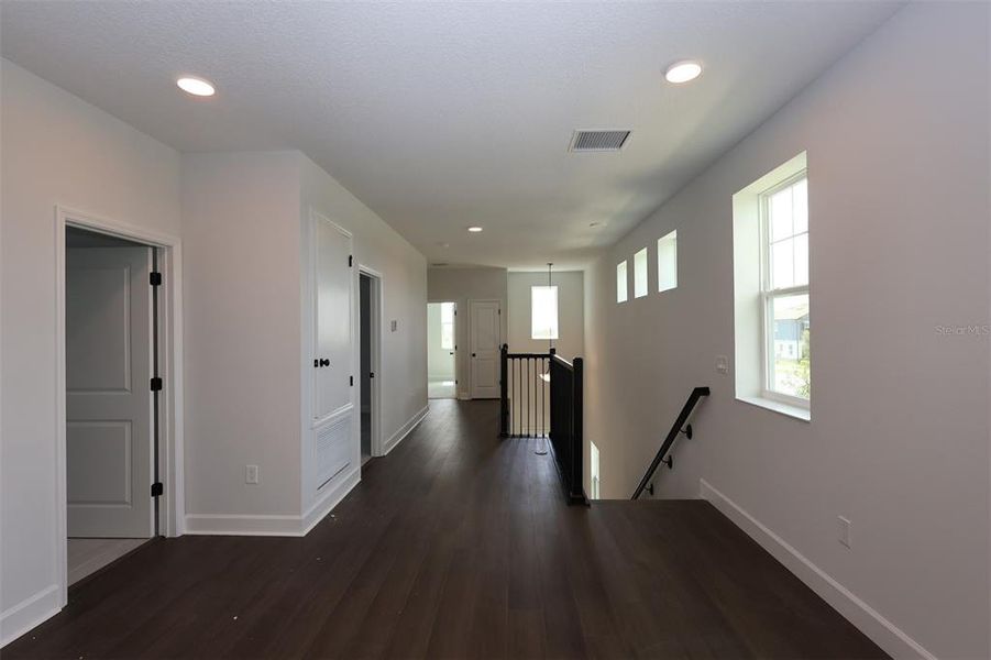 Spacious, unfurnished interior of a new home in Lake Star at Ovation, Winter Garden (Image 29).