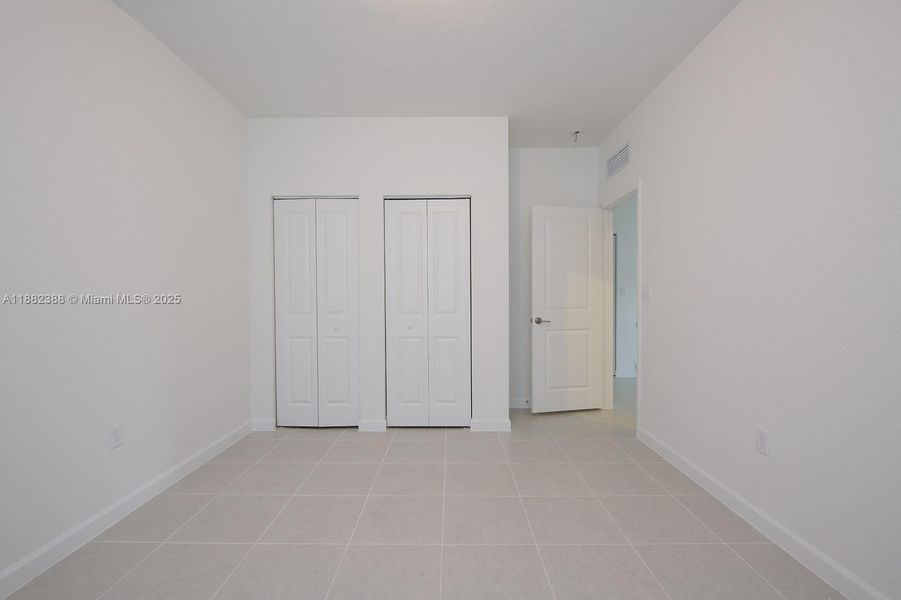 Spacious, unfurnished interior of a new home in , Homestead (Image 16).