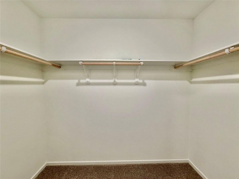 Spacious, unfurnished interior of a new home in Esperanza, Richmond (Image 10).