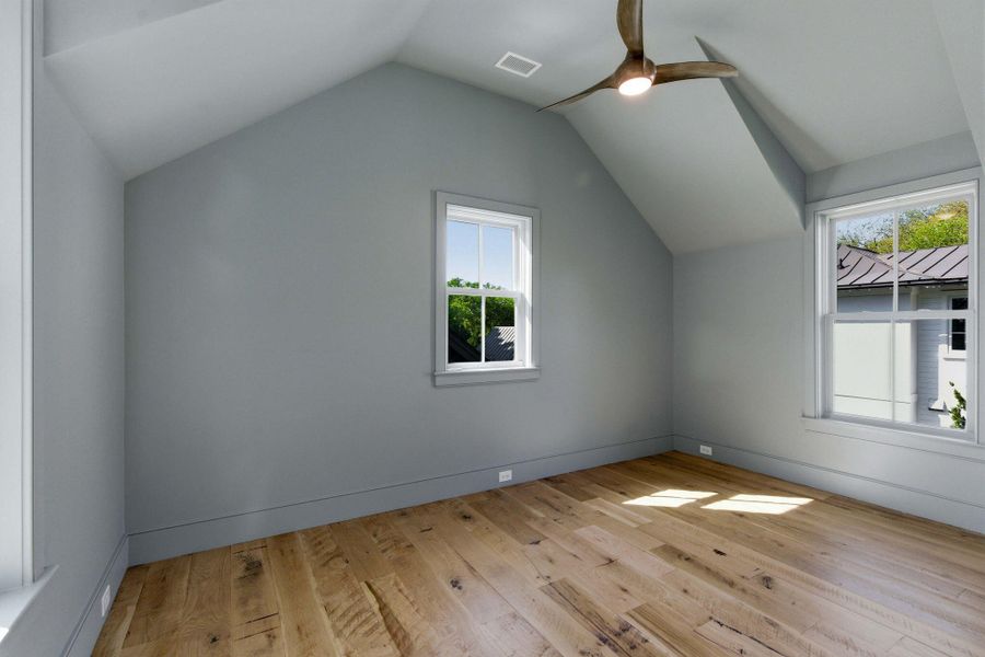 Spacious, unfurnished interior of a new home in , Sullivan's Island (Image 34).