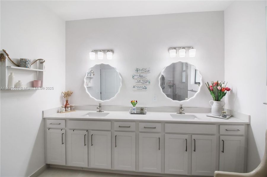 Furnished interior view inside a new home in , Homestead (Image 15).