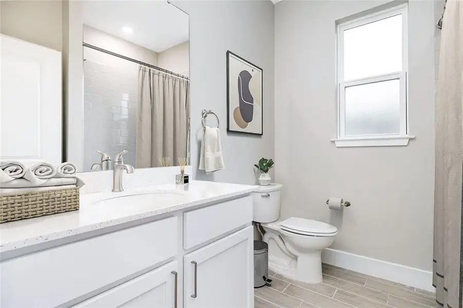 Furnished interior view inside a new home in , Cape Coral (Image 9).