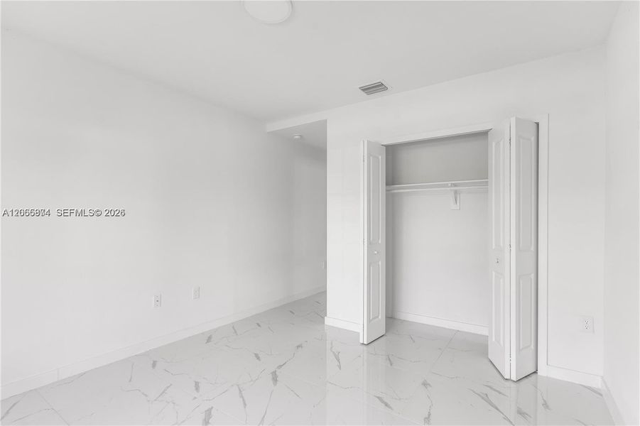 Spacious, unfurnished interior of a new home in , Homestead (Image 14).
