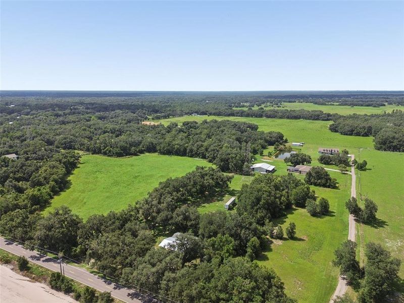 Natural landscape and outdoor views near in Plant City (Image 66). Natural landscape and outdoor views near in Plant City (Image 66).