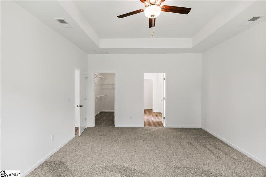 Spacious, unfurnished interior of a new home in Lynbrook, Boiling Springs (Image 25). Spacious, unfurnished interior of a new home in Lynbrook, Boiling Springs (Image 25).