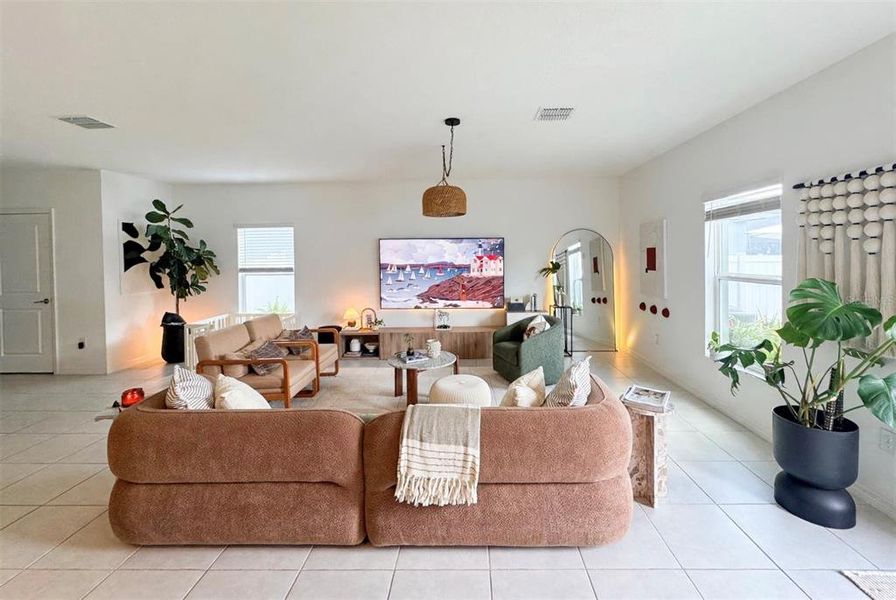 Furnished interior view inside a new home in , Zephyrhills (Image 27). Furnished interior view inside a new home in , Zephyrhills (Image 27).