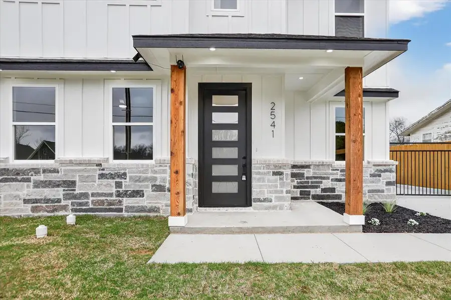 Exterior details and patio area of a home in , Lancaster (Image 24).