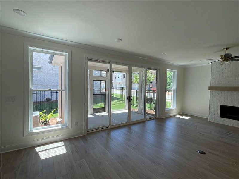 Spacious, unfurnished interior of a new home in Waterside Townhomes, Peachtree Corners (Image 19).