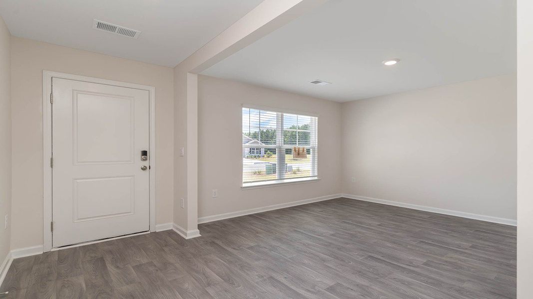 Spacious, unfurnished interior of a new home in Dove Crossing, Conway (Image 12).