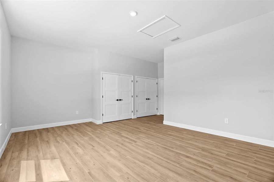 Spacious, unfurnished interior of a new home in , San Antonio (Image 18).